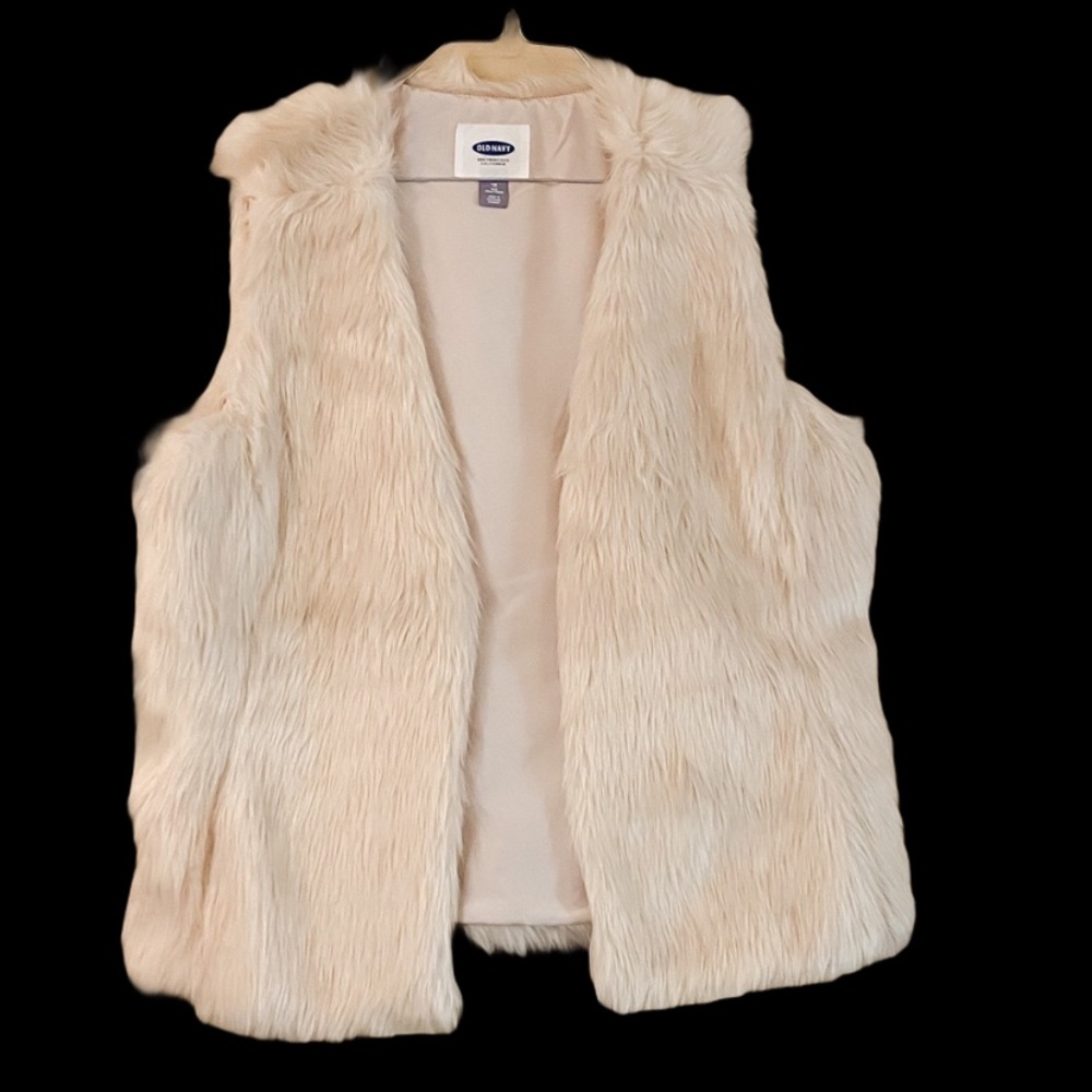 Old Navy Faux Furry Vest NWOT!